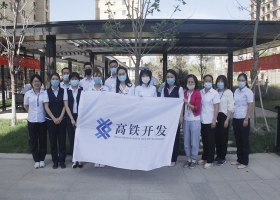 品味端午習(xí)俗 傳承民俗文化--聽典故、包粽子、畫彩蛋、編五彩繩、送香包